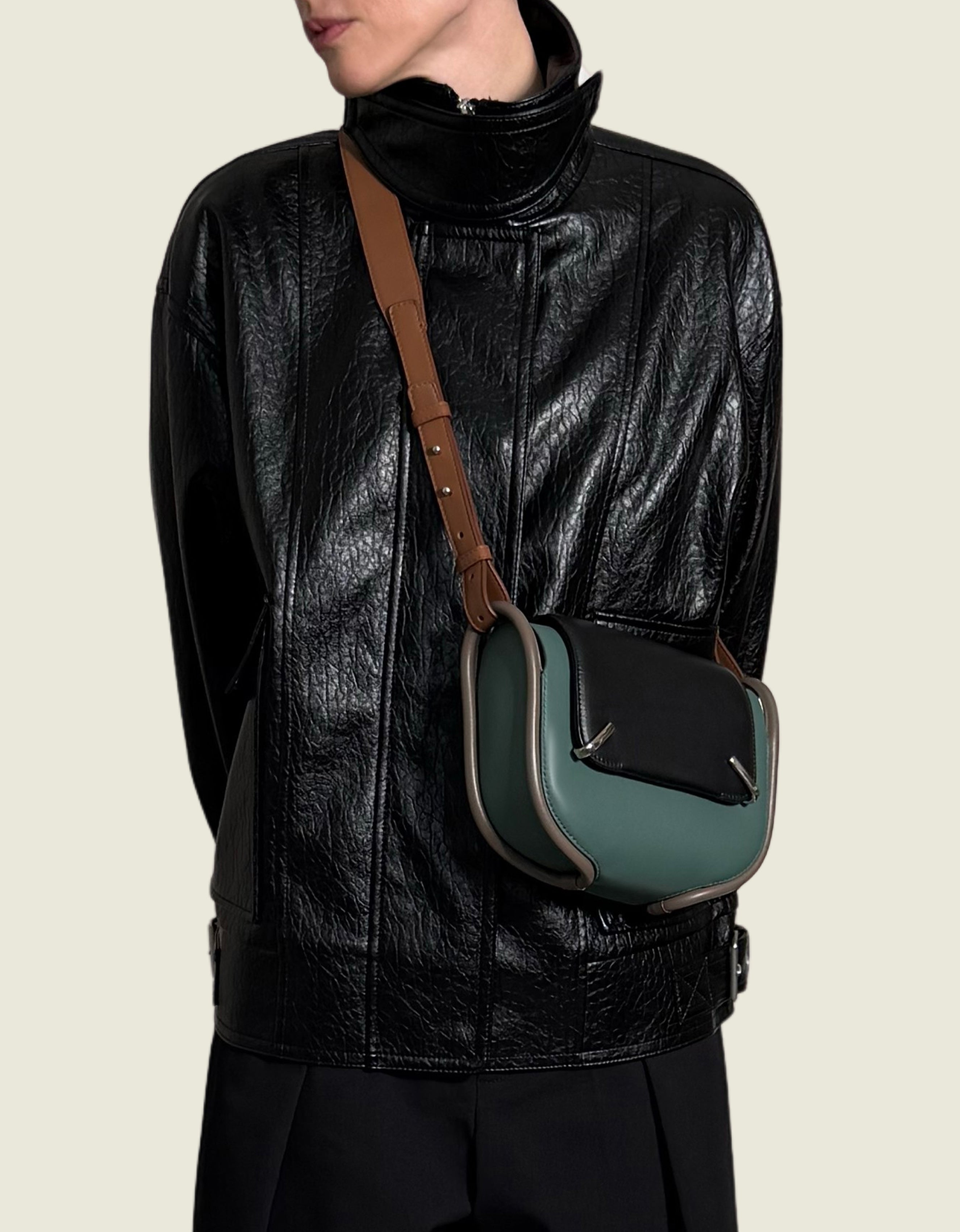 LOVNI SATCHEL
