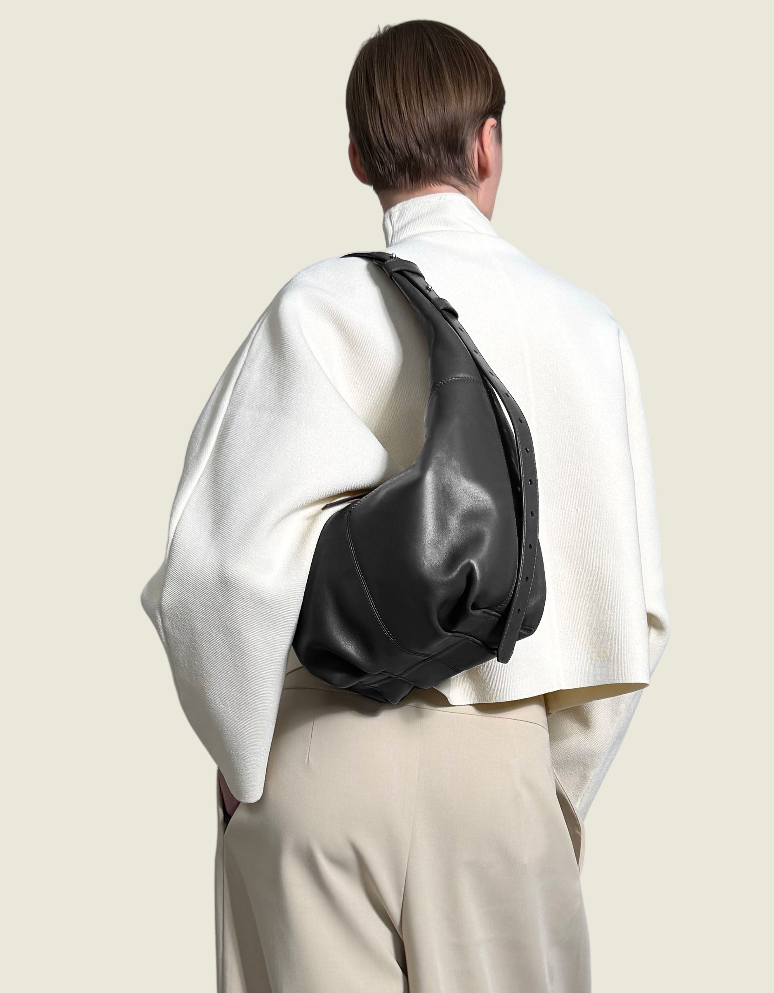 CROSSBODY BAGS