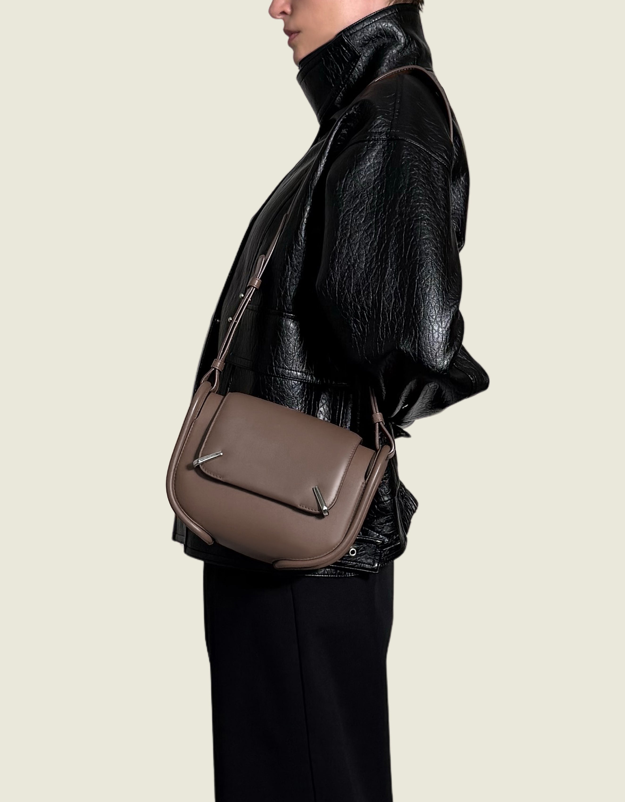 LOVNI SATCHEL